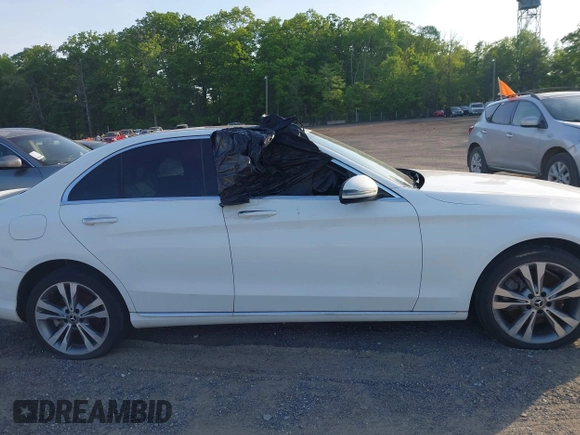 2019 Mercedes-Benz C 300 with VIN 55SWF8EB9KU296768, listed as a IAAI auction lot 42137749 with Not Provided miles and . Bid and sale history available at carsss.com. Image 12.