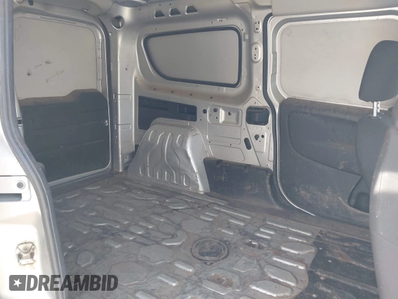 2019 Ram ProMaster City Cargo Tradesman z VIN ZFBHRFAB4K6M59840, wystawiony jako IAAI lot #41841849 z przebiegiem 203 355 mil mil oraz . Historia ofert i sprzedaży dostępna na DreamBid. Obrazek 8.