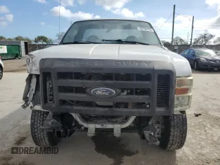 2009 Ford F-250 XL with VIN 1FTNF21509EA40914, listed as a Copart auction lot 44784735 with Not Provided miles and Non Repairable. Bid and sale history available at DreamBid. Image 5.