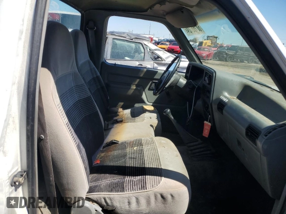 1992 Ford Ranger with VIN 1FTCR10U5NUB96822, listed as a Copart auction lot 68166124 with 43,121 mi miles and Clean Title. Bid and sale history available at carsss.com. Image 10.