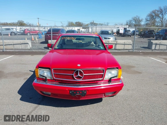 1988 Mercedes-Benz 560 with VIN WDBCA45D0JA390136, listed as a IAAI auction lot 42072781 with 126,325 mi miles and . Bid and sale history available at DreamBid. Image 12.