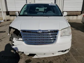 2010 Chrysler Town & Country Touring with VIN 2A4RR5D18AR373236, listed as a Copart auction lot 50082795 with 281,112 mi miles and Salvage Title. Bid and sale history available at DreamBid. Image 5.