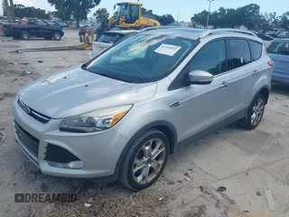 2014 Ford Escape Titanium с VIN 1FMCU0J91EUD93260, выставлен на аукционе IAAI как лот 42495051 с пробегом 97 164 миль миль и . История ставок и продаж доступна на DreamBid. Изображение 2.