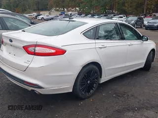 2013 Ford Fusion SE with VIN 3FA6P0HR5DR246577, listed as a IAAI auction lot 40777607 with 224,994 mi miles. Bid and sale history available at carsss.com. Image 4.