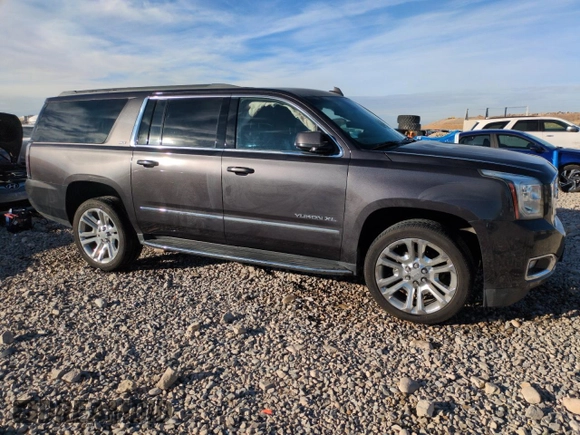 2018 GMC Yukon XL SLT with VIN 1GKS2GKC1JR105652, listed as a Copart auction lot 81405944 with 134,747 mi miles and Salvage Title. Bid and sale history available at carsss.com. Image 4.