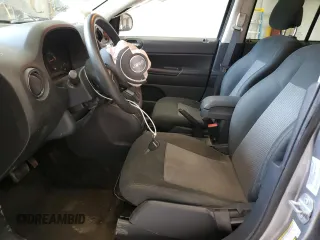 2016 Jeep Compass Sport z VIN 1C4NJDBB5GD631063, wystawiony jako Copart lot #62056385 z przebiegiem 119 706 mil mil oraz Szkoda całkowita • Salvage title. Historia ofert i sprzedaży dostępna na DreamBid. Obrazek 7.