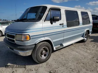 1996 Dodge Cargo with VIN 2B6HB21Y8TK102554, listed as a Copart auction lot 75573984 with 221,439 mi miles and Salvage Title. Bid and sale history available at carsss.com. Image 1.