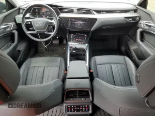 2021 Audi e-tron Premium Plus with VIN WA1LAAGE2MB020871, listed as a Copart auction lot 58136355 with 35,562 mi miles and Salvage title. Bid and sale history available at DreamBid. Image 8.