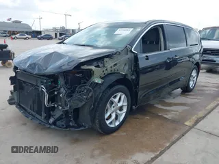 2018 Chrysler Pacifica Touring Plus z VIN 2C4RC1FG2JR129163, wystawiony jako IAAI lot #42105964 z przebiegiem 72 627 mil mil oraz . Historia ofert i sprzedaży dostępna na DreamBid. Obrazek 22.