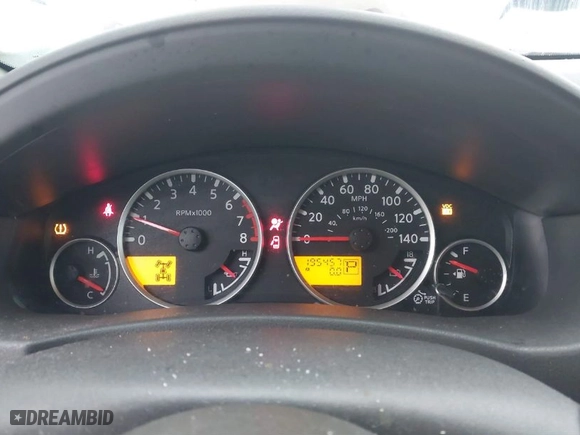 2010 Nissan Pathfinder SE with VIN 5N1AR1NB3AC607256, listed as a IAAI auction lot 41308001 with 194,457 mi miles. Bid and sale history available at carsss.com. Image 7.