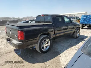 2008 Dodge Dakota Bighorn/Lonestar z VIN 1D7HE38K18S621586, wystawiony jako Copart lot #50842495 z przebiegiem 230 002 mil mil oraz Szkoda całkowita • Salvage title. Historia ofert i sprzedaży dostępna na DreamBid. Obrazek 3.