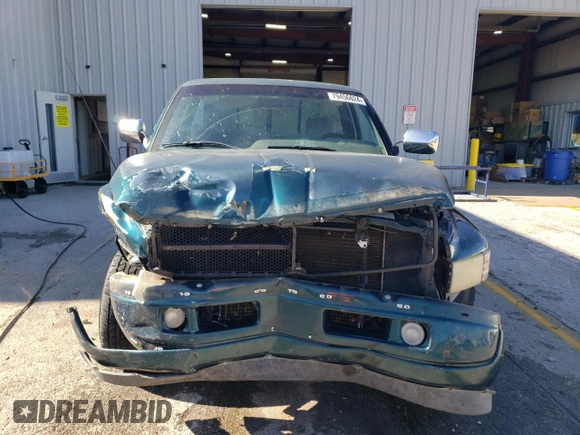1996 Dodge 1500 z VIN 1B7HC16Z5TS701809, wystawiony jako Copart lot #79456624 z przebiegiem 114 557 mil mil oraz Szkoda całkowita • Salvage title. Historia ofert i sprzedaży dostępna na DreamBid. Obrazek 5.