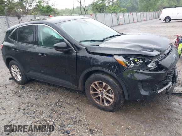 2021 Ford Escape SE with VIN 1FMCU9G67MUA23303, listed as a IAAI auction lot 42232319 with 12,694 mi miles and . Bid and sale history available at DreamBid. Image 1.