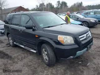 2008 Honda Pilot EX-L with VIN 5FNYF18718B038892, listed as a IAAI auction lot 41800192 with 145,370 mi miles. Bid and sale history available at carsss.com. Image 1.