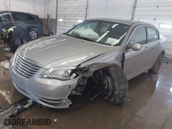 2013 Chrysler 200 Touring with VIN 1C3CCBBB5DN602677, listed as a IAAI auction lot 41644651 with 183,556 mi miles. Bid and sale history available at carsss.com. Image 2.