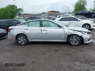 2020 Nissan Altima S with VIN 1N4BL4BV2LN301799, listed as a IAAI auction lot 42126910 with 174,185 mi miles and . Bid and sale history available at carsss.com. Image 12.