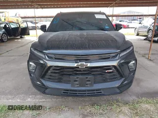 2023 Chevrolet Blazer RS z VIN 3GNKBERS8PS136262, wystawiony jako IAAI lot #41932128 z przebiegiem 53 443 mil mil oraz . Historia ofert i sprzedaży dostępna na DreamBid. Obrazek 6.