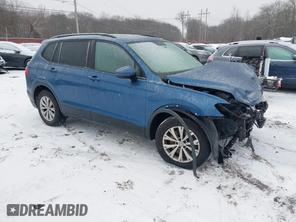 2018 Volkswagen Tiguan S z VIN 3VV0B7AX8JM081263, wystawiony jako IAAI lot #41245308 z przebiegiem 58 778 mil mil oraz . Historia ofert i sprzedaży dostępna na DreamBid. Obrazek 1.