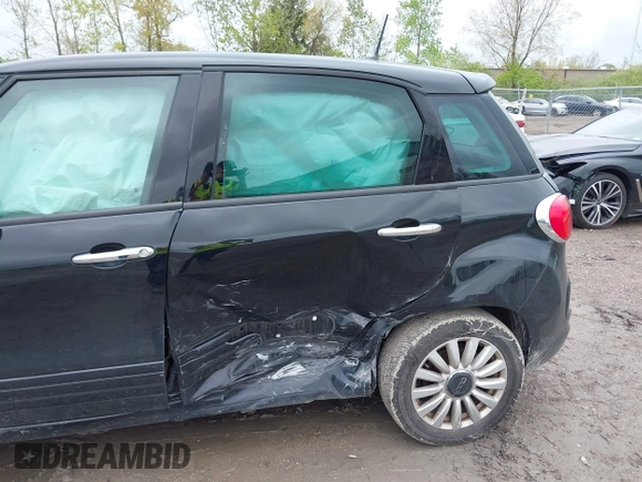 2017 FIAT 500L Pop with VIN ZFBCFAAH4HZ039061, listed as a IAAI auction lot 42202209 with 46,526 mi miles and . Bid and sale history available at DreamBid. Image 6.