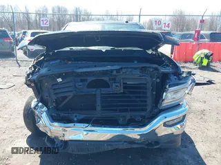 2019 GMC Sierra 1500 SLE z VIN 2GTV2MEC5K1105649, wystawiony jako IAAI lot #42039152 z przebiegiem 68 640 mil mil oraz . Historia ofert i sprzedaży dostępna na DreamBid. Obrazek 13.