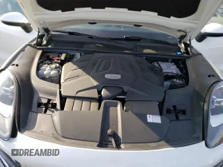 2019 Porsche Cayenne z VIN WP1AA2AY0KDA09843, wystawiony jako Copart lot #72825372 z przebiegiem 32 690 mil mil oraz . Historia ofert i sprzedaży dostępna na DreamBid. Obrazek 13.