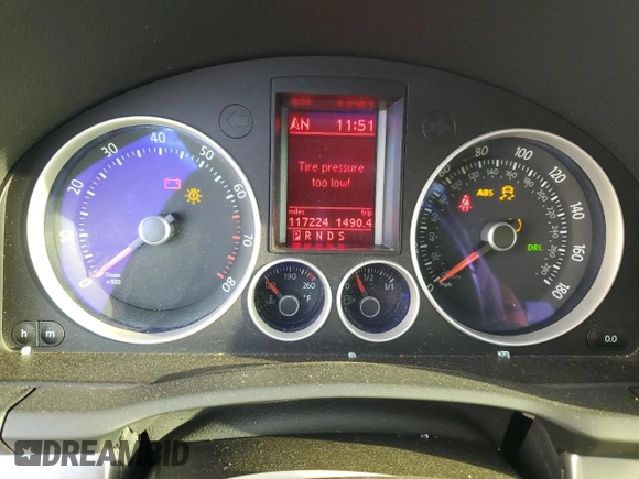2008 Volkswagen GTI z VIN WVWHD71K18W290337, wystawiony jako Copart lot #75297034 z przebiegiem 117 224 mil mil oraz Szkoda całkowita • Salvage title. Historia ofert i sprzedaży dostępna na DreamBid. Obrazek 9.