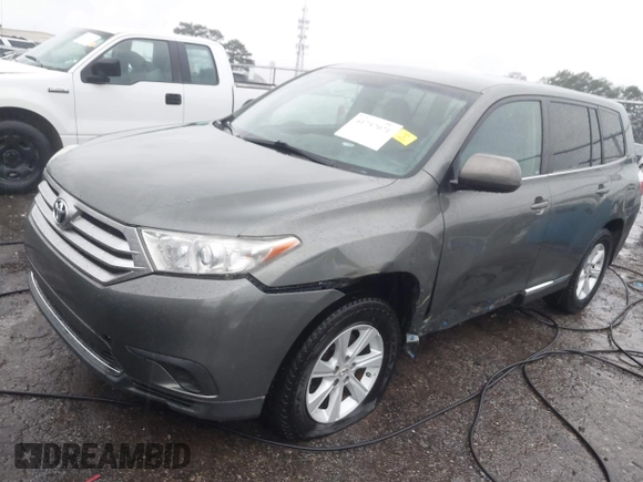 2013 Toyota Highlander with VIN 5TDZA3EHXDS032848, listed as a IAAI auction lot 41757071 with 143,774 mi miles and . Bid and sale history available at DreamBid. Image 17.