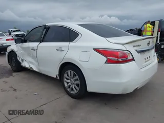 2014 Nissan Altima S with VIN 1N4AL3AP9EN260017, listed as a IAAI auction lot 41909306 with 288,257 mi miles and . Bid and sale history available at DreamBid. Image 3.