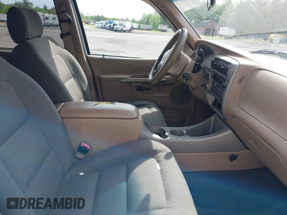 2002 Ford Explorer Sport Trac Value with VIN 1FMZU77E92UB70693, listed as a IAAI auction lot 42374862 with 144,712 mi miles and . Bid and sale history available at DreamBid. Image 5.