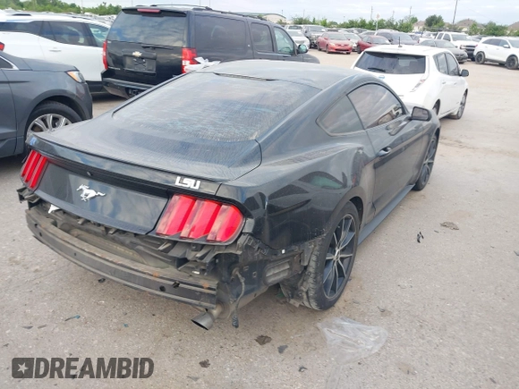 2016 Ford Mustang EcoBoost z VIN 1FA6P8THXG5267039, wystawiony jako IAAI lot #42014319 z przebiegiem 103 936 mil mil oraz . Historia ofert i sprzedaży dostępna na DreamBid. Obrazek 4.