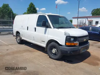 2005 Chevrolet Express Cargo Y3H Paratransit z VIN 1GCGG25U151155014, wystawiony jako IAAI lot #42727665 z przebiegiem 143 519 mil mil oraz . Historia ofert i sprzedaży dostępna na DreamBid. Obrazek 1.