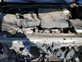 2011 Toyota 4Runner SR5 with VIN JTEZU5JR3B5023828, listed as a Copart auction lot 41653845 with 228,220 mi miles and Salvage Title. Bid and sale history available at carsss.com. Image 12.