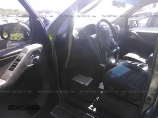 2008 Nissan Pathfinder SE z VIN 5N1AR18B48C630714, wystawiony jako IAAI lot #26073842 z przebiegiem 61 608 mil mil oraz . Historia ofert i sprzedaży dostępna na DreamBid. Obrazek 5.