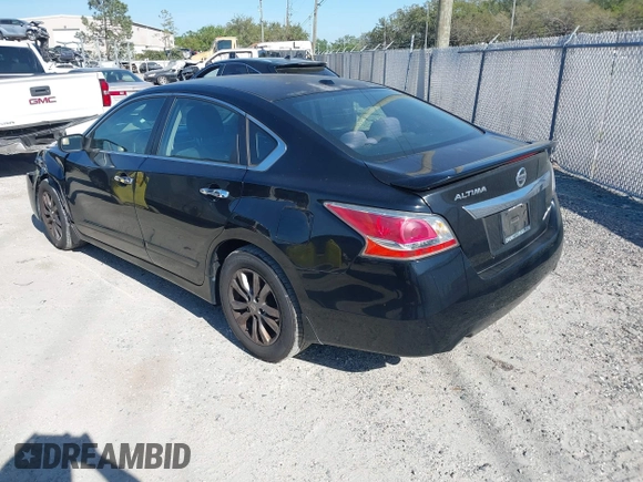 2015 Nissan Altima 2.5 SV with VIN 1N4AL3AP1FC222312, listed as a IAAI auction lot 41809022 with 162,771 mi miles. Bid and sale history available at carsss.com. Image 3.