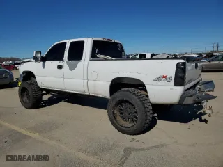 2003 Chevrolet Silverado 1500 LS with VIN 2GCEK19T831104554, listed as a Copart auction lot 47269595 with 237,025 mi miles and Salvage Title. Bid and sale history available at carsss.com. Image 2.