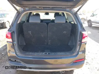 2018 Kia Sorento EX with VIN 5XYPHDA52JG346569, listed as a IAAI auction lot 40932087 with 121,836 mi miles and . Bid and sale history available at DreamBid. Image 8.