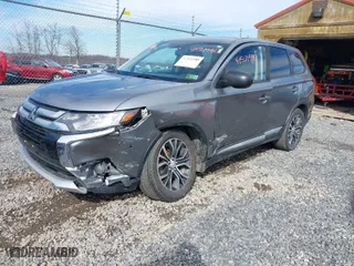 2017 Mitsubishi Outlander ES with VIN JA4AZ2A34HZ053333, listed as a IAAI auction lot 41521580 with 89,821 mi miles. Bid and sale history available at carsss.com. Image 2.