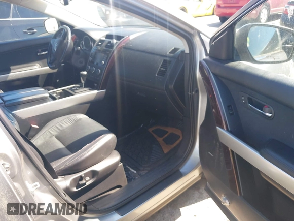2014 Mazda CX-9 Grand Touring with VIN JM3TB2DA9E0435295, listed as a IAAI auction lot 42618683 with 177,783 mi miles and . Bid and sale history available at DreamBid. Image 5.