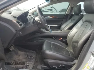 2013 Lincoln MKZ Hybrid z VIN 3LN6L2LU4DR812107, wystawiony jako Copart lot #53498315 z przebiegiem 82 901 mil mil oraz Szkoda całkowita • Salvage title. Historia ofert i sprzedaży dostępna na DreamBid. Obrazek 7.