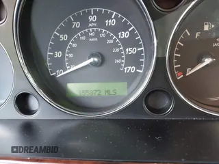 2004 Jaguar XJ 8 z VIN SAJWA71C24SG32778, wystawiony jako IAAI lot #42265164 z przebiegiem 155 872 mil mil oraz . Historia ofert i sprzedaży dostępna na DreamBid. Obrazek 7.