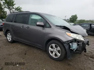 2015 Toyota Sienna LE AAS with VIN 5TDKK3DC3FS572405, listed as a Copart auction lot 58141975 with 146,820 mi miles and Salvage title. Bid and sale history available at DreamBid. Image 4.