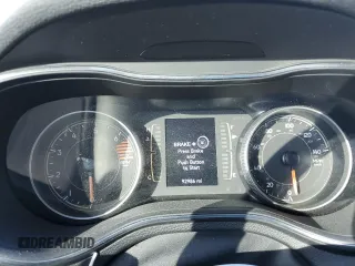 2021 Jeep Cherokee Latitude Plus с VIN 1C4PJLLB2MD112727, выставлен на аукционе Copart как лот 78202424 с пробегом 92 986 миль миль и Списание • Salvage title. История ставок и продаж доступна на DreamBid. Изображение 9.