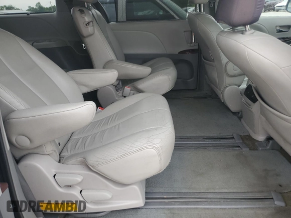 2014 Toyota Sienna XLE with VIN 5TDYK3DC2ES520840, listed as a Copart auction lot 59672295 with 194,143 mi miles and Salvage title. Bid and sale history available at DreamBid. Image 11.