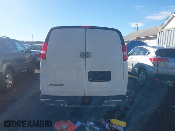 2019 Chevrolet Express Cargo with VIN 1GCWGBFG8K1317771, listed as a IAAI auction lot 41205692 with Not provided miles and . Bid and sale history available at DreamBid. Image 17.