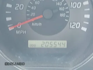 2002 Nissan Xterra XE z VIN 5N1ED28T72C593938, wystawiony jako IAAI lot #42237890 z przebiegiem 205 544 mil mil oraz . Historia ofert i sprzedaży dostępna na DreamBid. Obrazek 7.