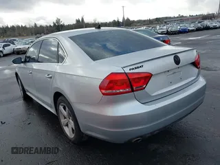2012 Volkswagen Passat SE с VIN 1VWBP7A31CC049763, выставлен на аукционе IAAI как лот 41135187 с пробегом 188 966 миль миль и . История ставок и продаж доступна на DreamBid. Изображение 3.