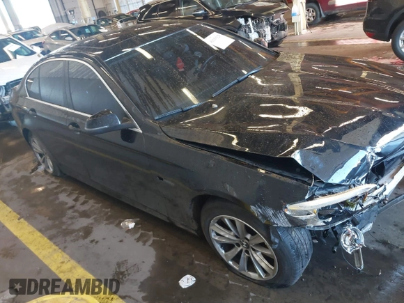 2016 BMW 5 Series 528i z VIN WBA5A5C58GG348604, wystawiony jako IAAI lot #41119325 z przebiegiem 97 798 mil mil oraz . Historia ofert i sprzedaży dostępna na DreamBid. Obrazek 14.