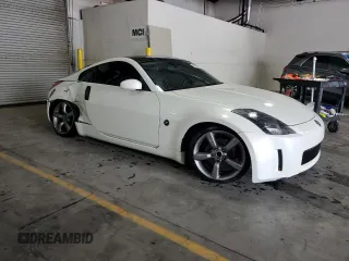 2005 Nissan 350Z Enthusiast with VIN JN1AZ34D35M601012, listed as a Copart auction lot 48969195 with 134,521 mi miles and Salvage Title. Bid and sale history available at carsss.com. Image 4.