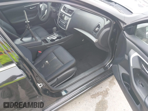 2016 Nissan Altima SV with VIN 1N4AL3AP7GC293869, listed as a IAAI auction lot 41933839 with 98,047 mi miles and . Bid and sale history available at DreamBid. Image 5.