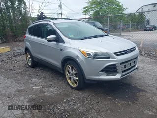 2013 Ford Escape Titanium с VIN 1FMCU9J94DUD63365, выставлен на аукционе IAAI как лот 42392699 с пробегом 190 203 миль миль и . История ставок и продаж доступна на DreamBid. Изображение 1.